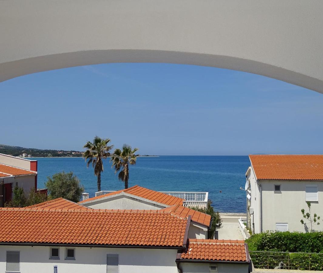 Apartmani David Vir Exterior photo