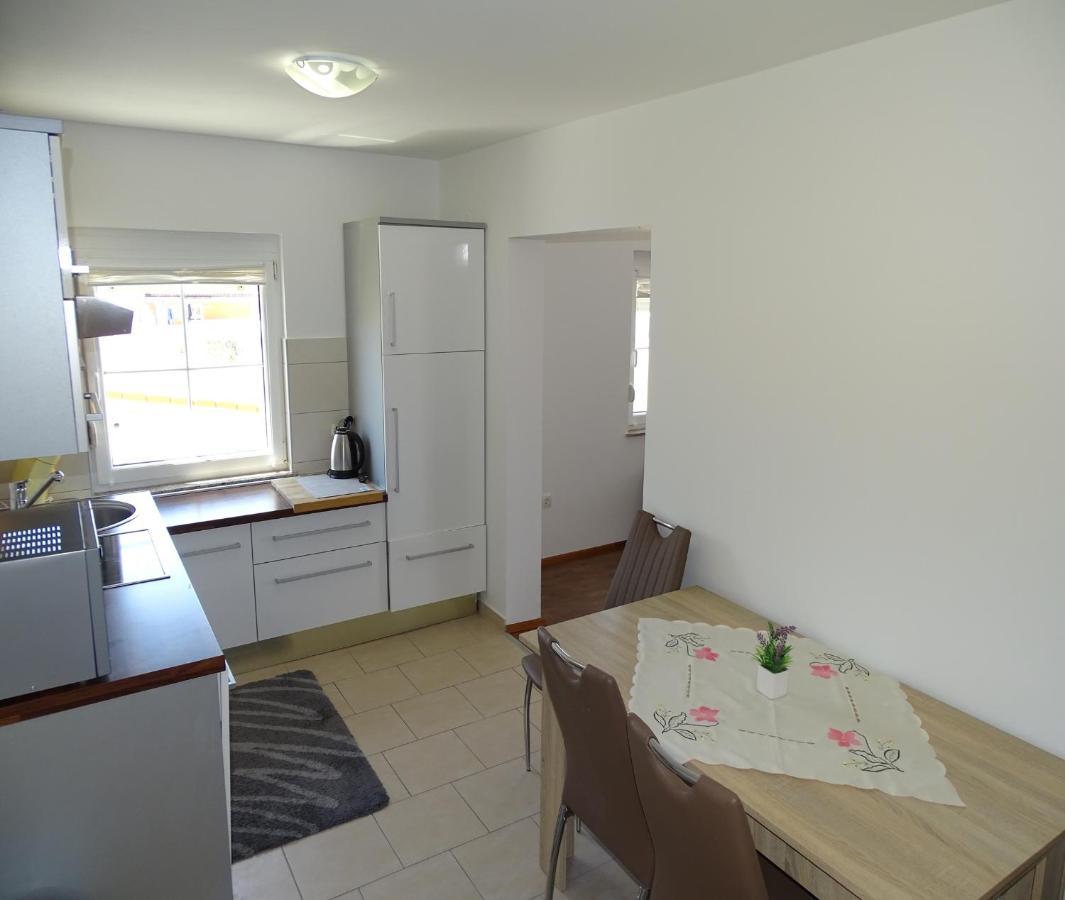 Apartmani David Vir Exterior photo